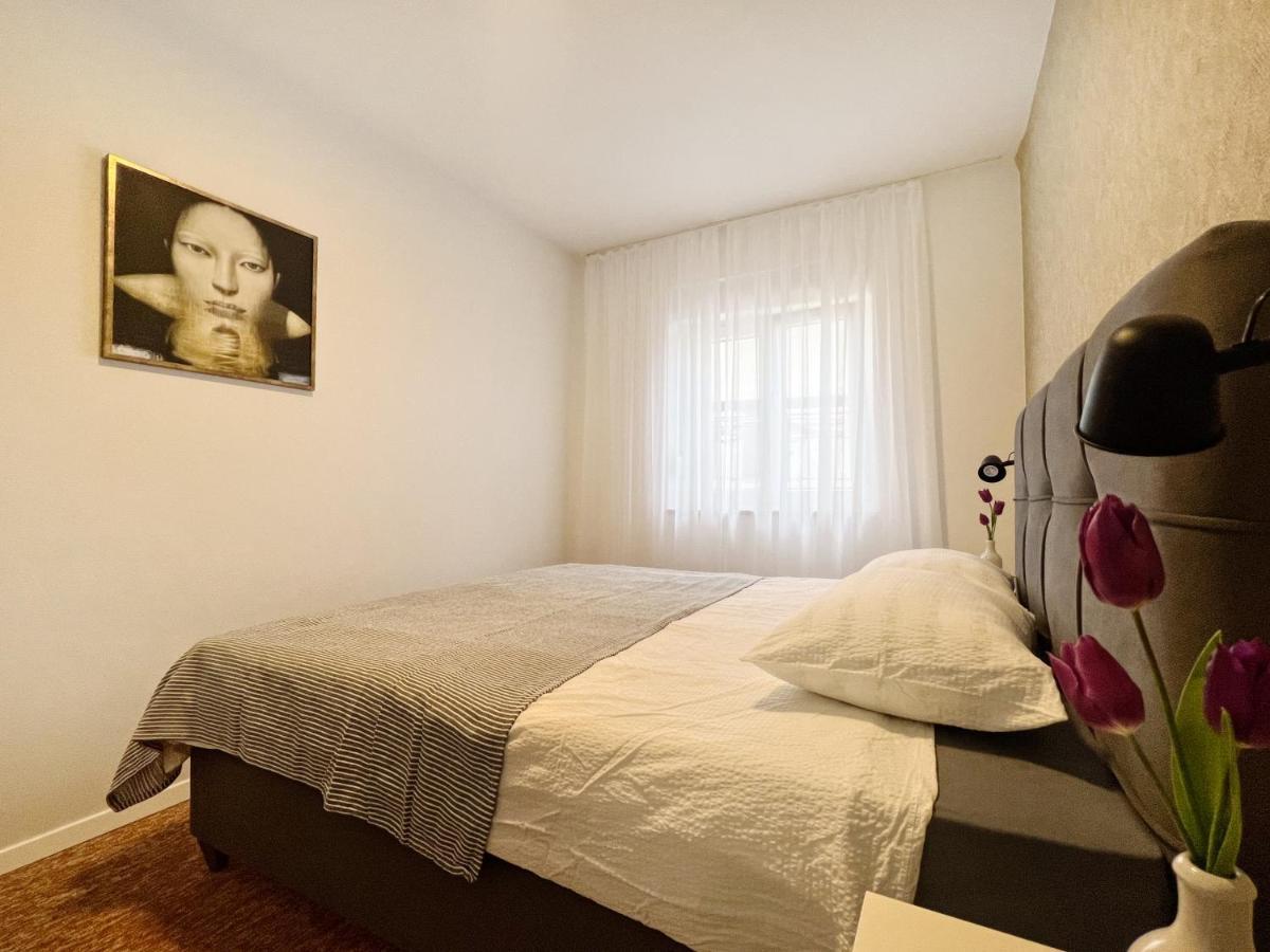 Apartments Valerian Novigrad Istria Eksteriør billede