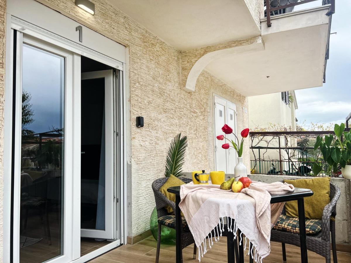 Apartments Valerian Novigrad Istria Eksteriør billede