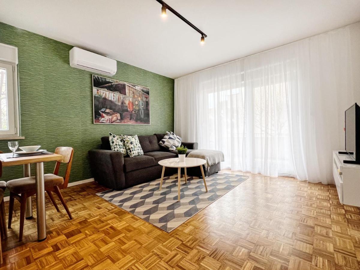 Apartments Valerian Novigrad Istria Eksteriør billede