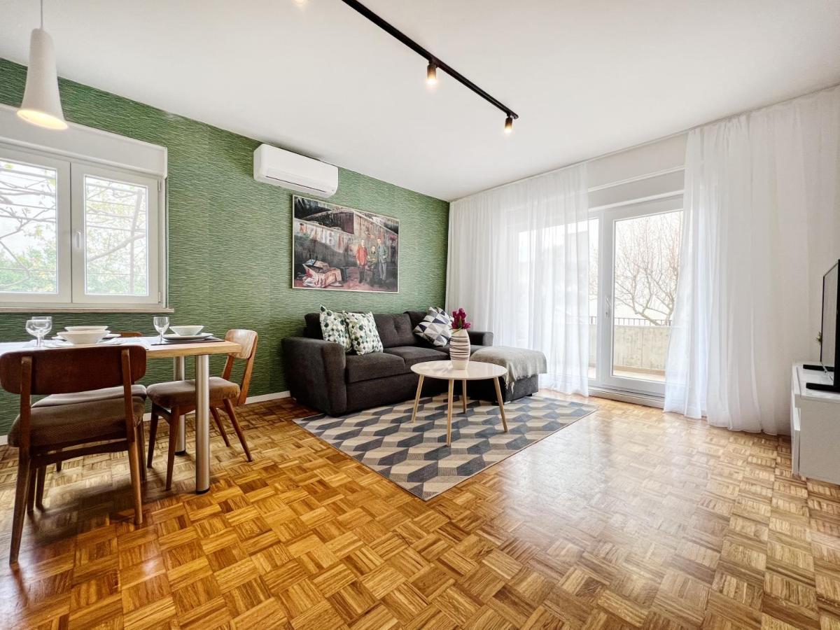 Apartments Valerian Novigrad Istria Eksteriør billede
