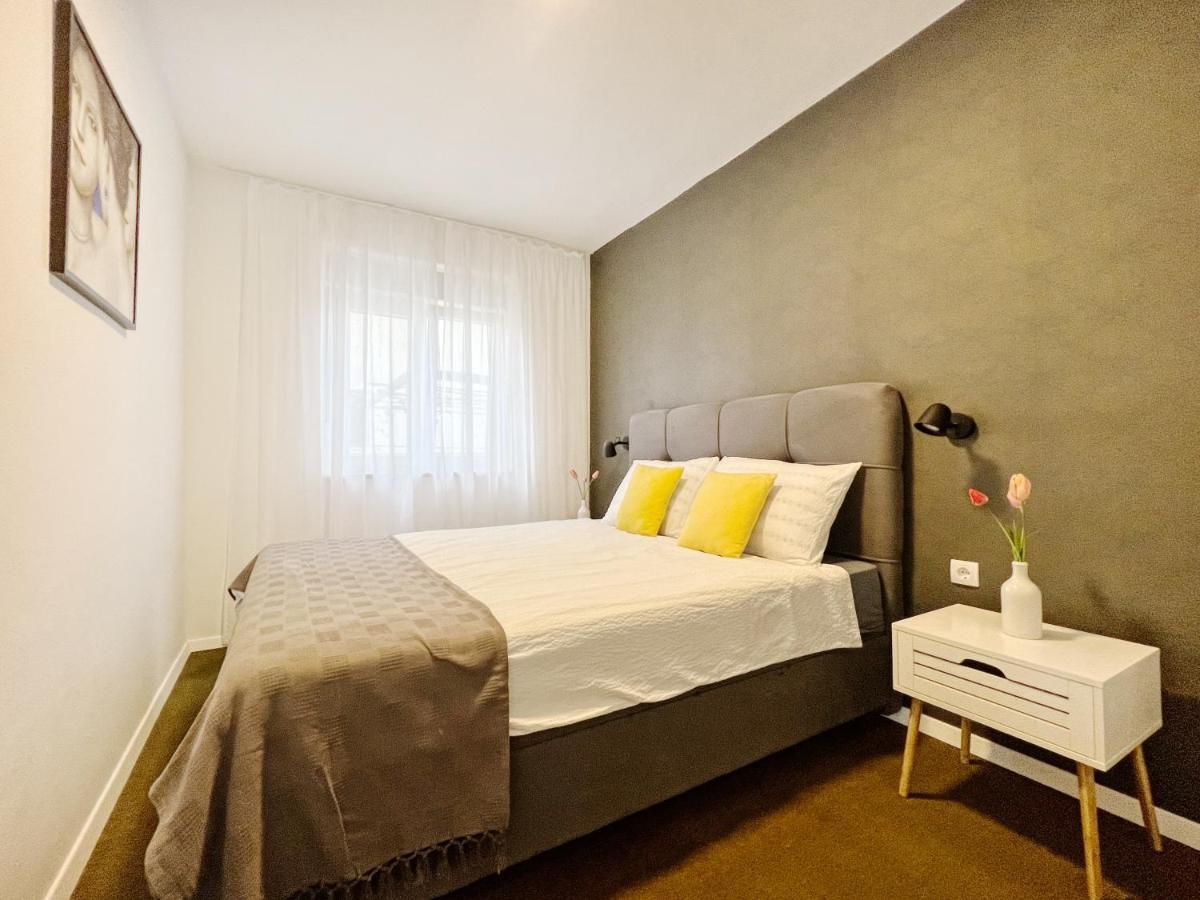 Apartments Valerian Novigrad Istria Eksteriør billede