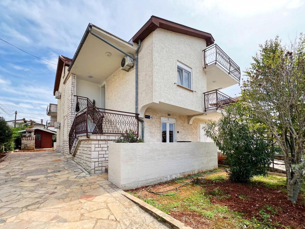 Apartments Valerian Novigrad Istria Eksteriør billede