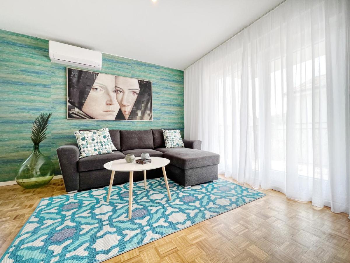 Apartments Valerian Novigrad Istria Eksteriør billede